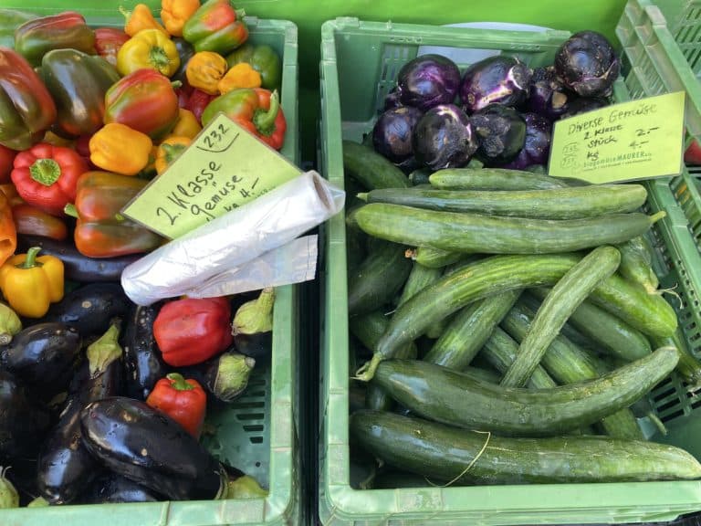 "2. Klass-Gemüse" auf dem Markt von biogemüse Maurer